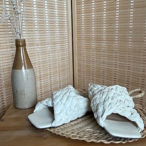 Marina Slide Sandal Size 9 Steve Madden